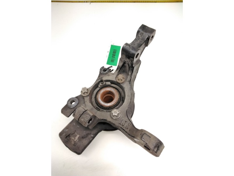Recambio de mangueta delantera derecha para opel astra h ber. 1.7 16v cdti referencia OEM IAM 13156048  