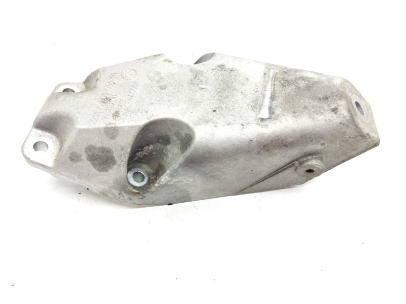 Recambio de soporte motor izquierdo inferior para bmw 5 (f10) 520 d xdrive referencia OEM IAM 685990101  