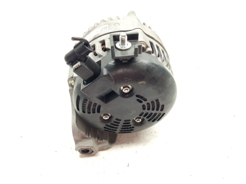 Recambio de alternador para bmw 5 (f10) 520 d xdrive referencia OEM IAM 76481404  