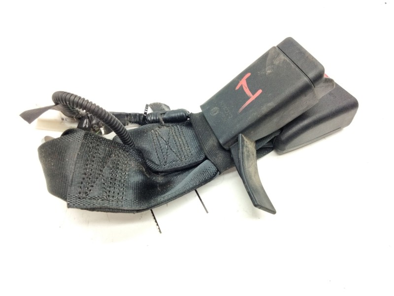 Recambio de enganche cinturon trasero izquierdo para toyota auris referencia OEM IAM 308826010  