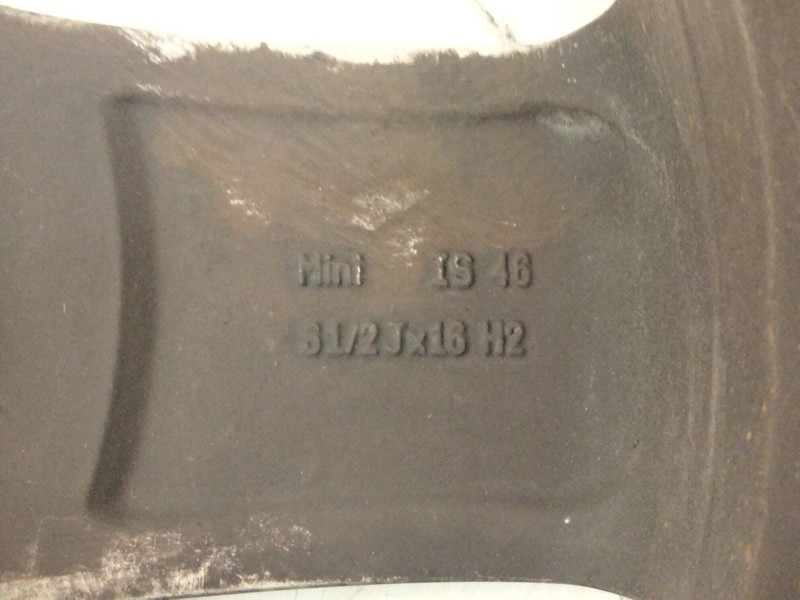 Recambio de llanta aluminio para mini mini countryman (r60) cooper d referencia OEM IAM 9803720  