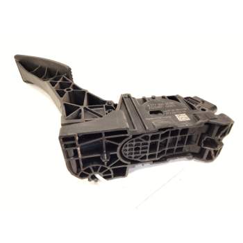 Recambio de pedal acelerador para mercedes-benz gla (h247) gla 200 (247.787) referencia OEM IAM A1773001800  