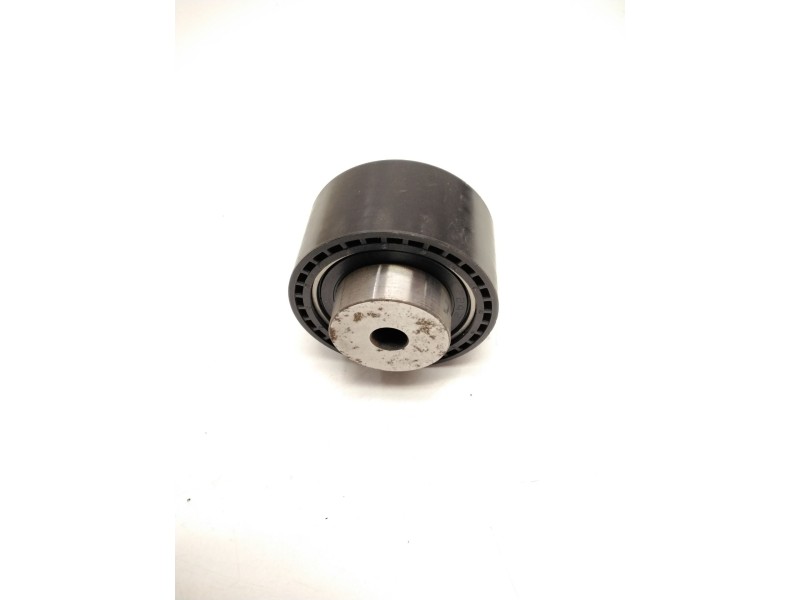 Recambio de rodillo distribucion para peugeot 406 (8b) 1.6 referencia OEM IAM INA04  