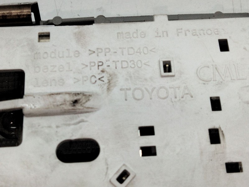 Recambio de luz interior para toyota auris referencia OEM IAM 8125005030  