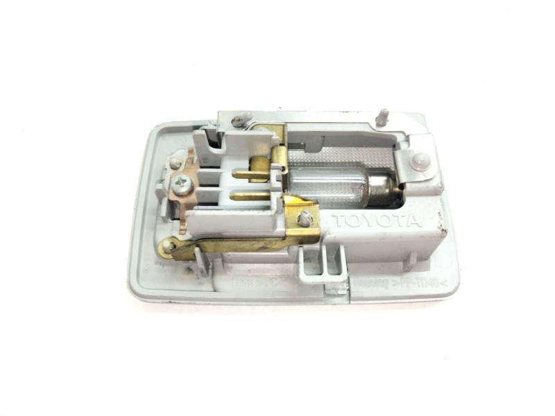Recambio de luz interior para toyota auris referencia OEM IAM   