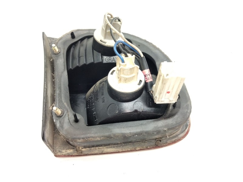 Recambio de piloto trasero derecho porton para daewoo lanos (klat) 1.3 referencia OEM IAM   