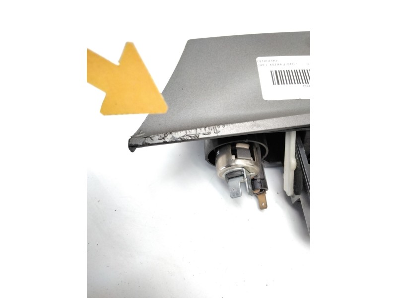 Recambio de cenicero para opel astra j gtc referencia OEM IAM 331985437  