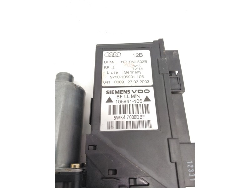 Recambio de motor elevalunas delantero derecho para audi a4 avant (8e) 2.5 tdi (120kw) referencia OEM IAM 8E1959802B 5WK47006DBF