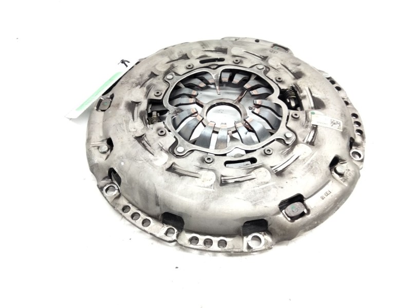 Recambio de prensa embrague para toyota auris referencia OEM IAM 3121005150B  