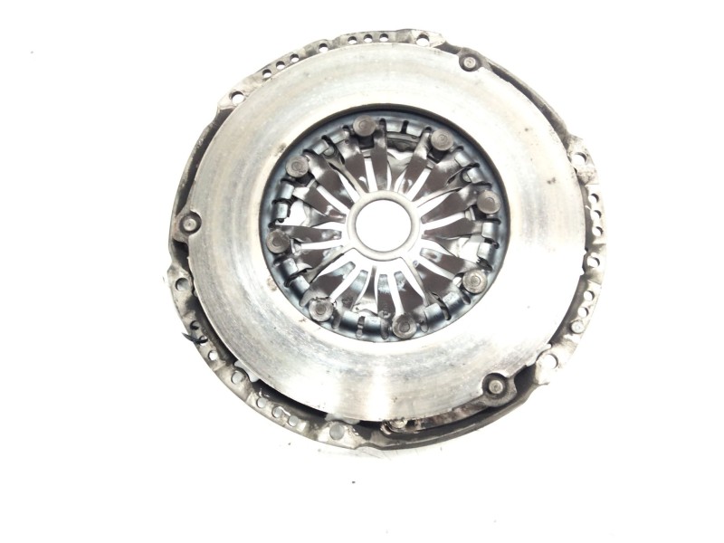 Recambio de prensa embrague para toyota auris referencia OEM IAM 3121005150B  