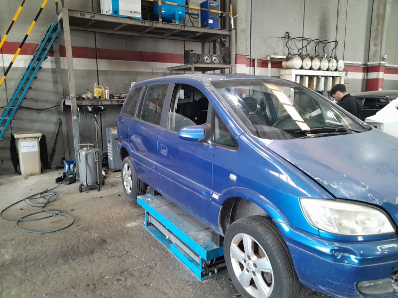 opel zafira a monospace (t98) del año 2005