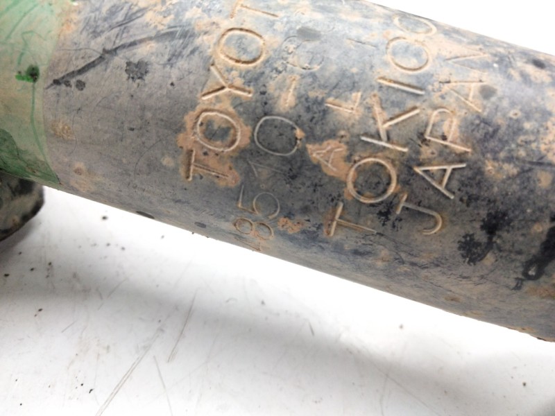 Recambio de amortiguador delantero derecho para toyota land cruiser 90 (_j9_) 3.0 td (kzj90_, kzj95_) referencia OEM IAM 4851060