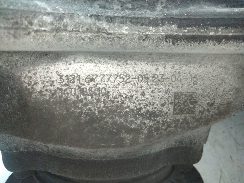 Recambio de mangueta delantera derecha para bmw 5 (f10) 520 d xdrive referencia OEM IAM 677775205  