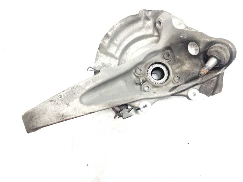 Recambio de mangueta delantera izquierda para bmw 5 (f10) 520 d xdrive referencia OEM IAM 677775105  