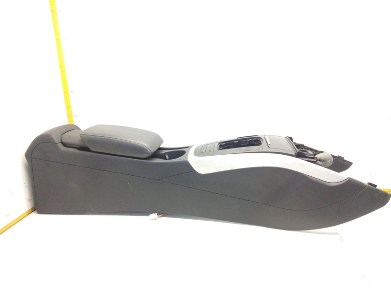 Recambio de reposabrazos para audi a5 sportback (8t) 2.0 16v tdi referencia OEM IAM   