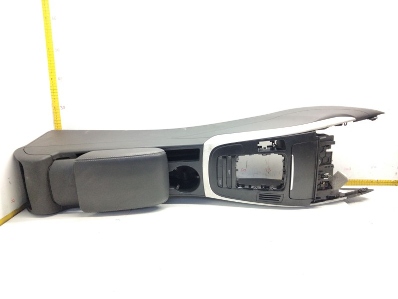 Recambio de reposabrazos para audi a5 sportback (8t) 2.0 16v tdi referencia OEM IAM   