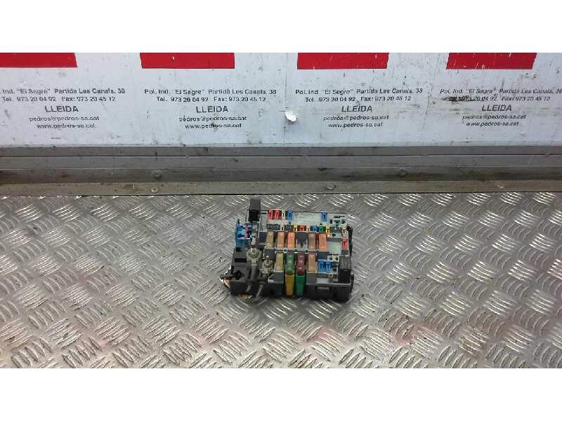 Recambio de caja fusibles para citroën xsara picasso 2.0 hdi referencia OEM IAM 2560907  