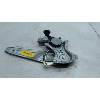ELEVALUNAS TRASERO DERECHO 857200D120 