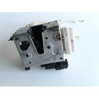 CERRADURA PUERTA DELANTERA DERECHA 8D1837016F 