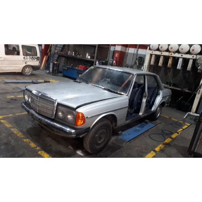 mercedes-benz clase e (w123) berlina+coupe del año 1980