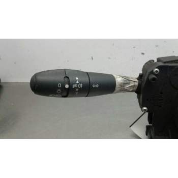 Recambio de mando intermitentes y limpia para peugeot 207 confort referencia OEM IAM 96630724XT 31052006S 113827