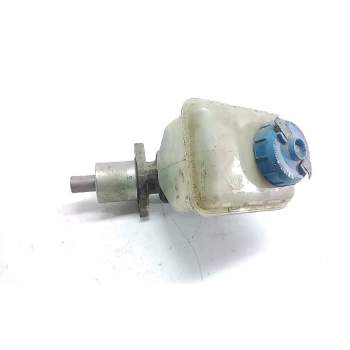 Recambio de bomba freno para peugeot 205 berlina 1.1 mito referencia OEM IAM 313310  