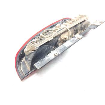 Recambio de piloto trasero izquierdo para fiat doblo cargo (263_) 1.6 d multijet referencia OEM IAM 00518106  