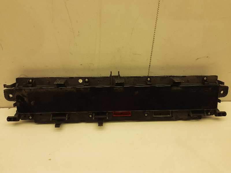 Recambio de cuadro instrumentos para renault scenic ii grand emotion referencia OEM IAM P8200494955A  
