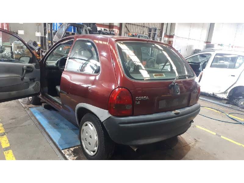 opel corsa b del año 1996