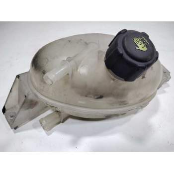 Recambio de deposito expansion para renault master bus l3h2 3,8t referencia OEM IAM   