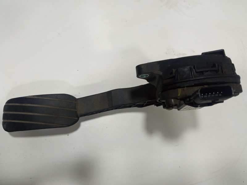 Recambio de pedal acelerador para renault master bus l3h2 3,8t referencia OEM IAM 180101626R  