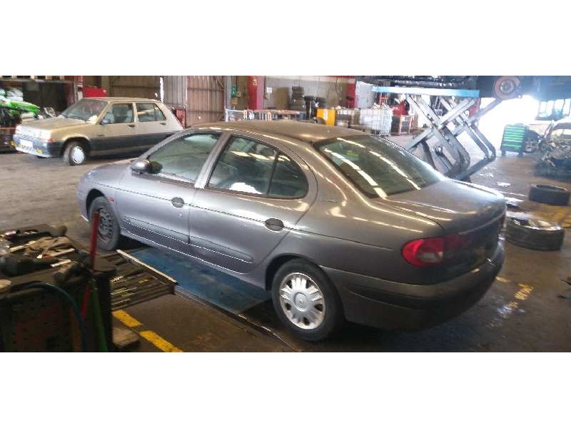 renault megane i fase 2 classic (la..) del año 1999