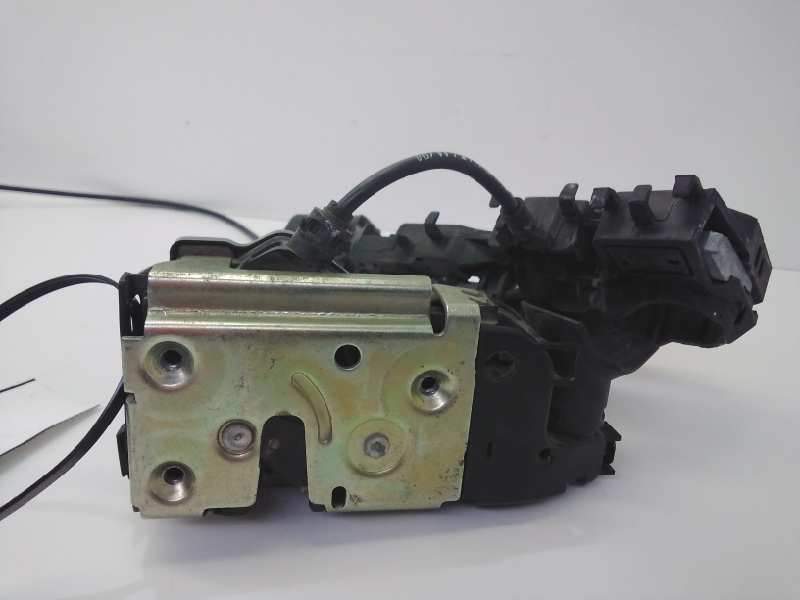 Recambio de cerradura puerta delantera izquierda para renault megane ii classic berlina dynamique referencia OEM IAM 8200028463 