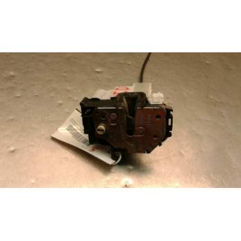 CERRADURA PUERTA TRASERA DERECHA 0051917892 