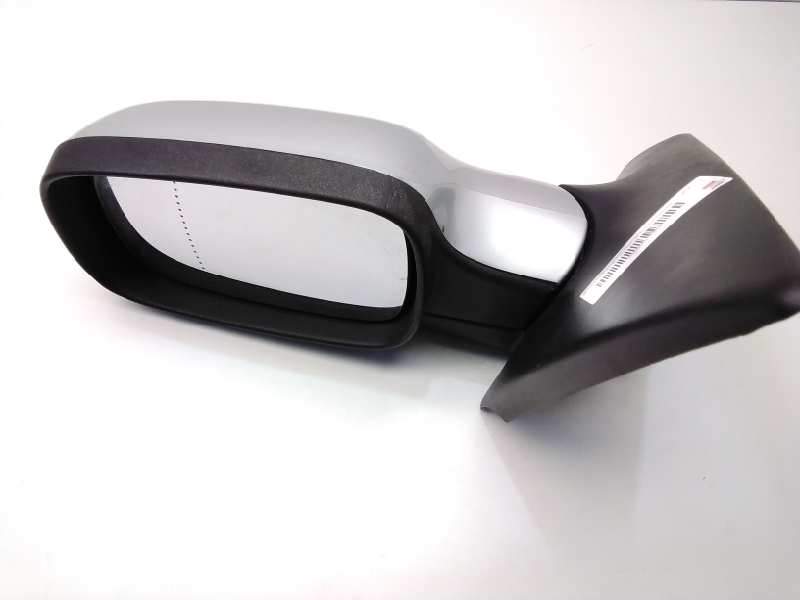 Recambio de retrovisor izquierdo para renault megane ii classic berlina dynamique referencia OEM IAM 7701068373  
