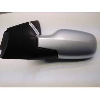 Recambio de retrovisor izquierdo para renault megane ii classic berlina dynamique referencia OEM IAM 7701068373  