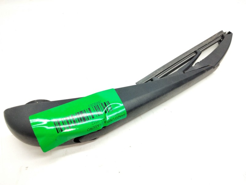 Recambio de brazo limpia trasero para toyota auris referencia OEM IAM   