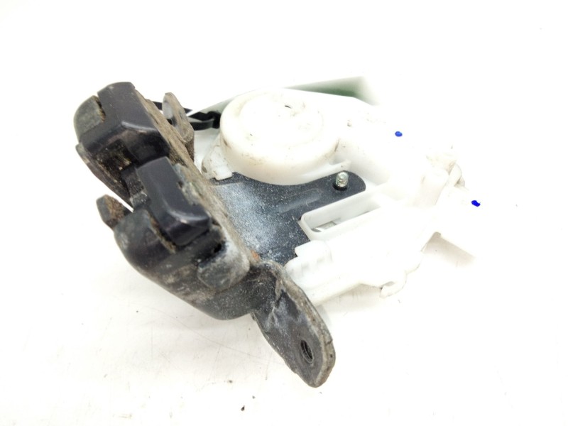 Recambio de cerradura maletero / porton para toyota auris referencia OEM IAM   