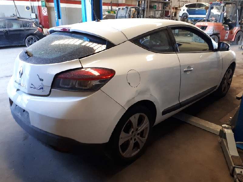 renault megane iii coupe del año 2009