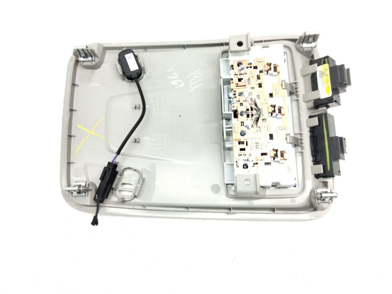 Recambio de luz interior para opel astra k sports tourer excellence referencia OEM IAM 13415545  