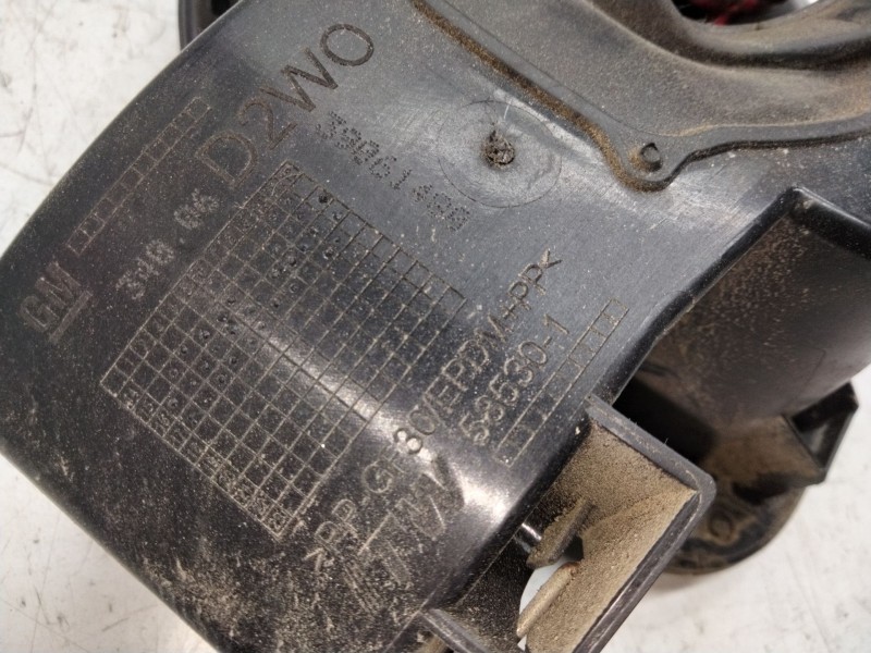 Recambio de tapa exterior combustible para opel astra k sports tourer excellence referencia OEM IAM 39061480  