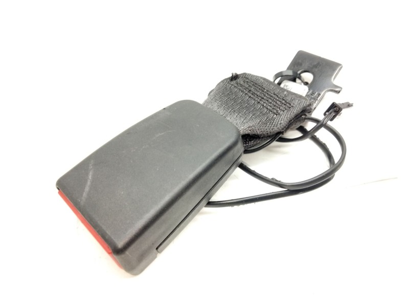 Recambio de enganche cinturon trasero derecho para opel astra k sports tourer excellence referencia OEM IAM 13409378  