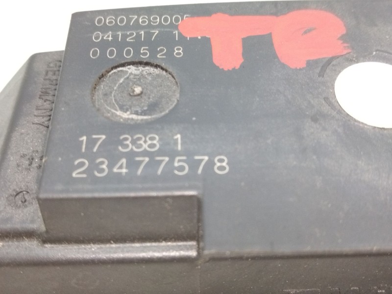 Recambio de maneta exterior porton para opel astra k sports tourer excellence referencia OEM IAM 23477578  