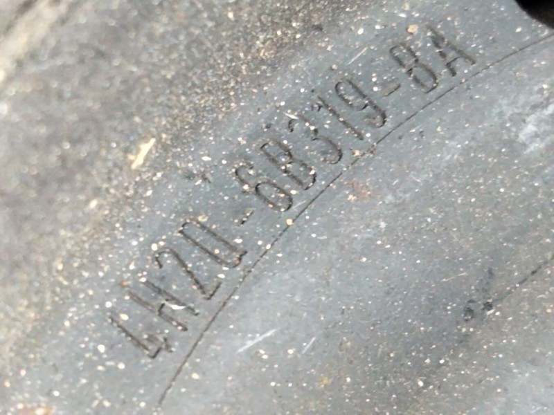 Recambio de polea cigueñal para land rover discovery v6 td hse referencia OEM IAM 4H2068319BA  