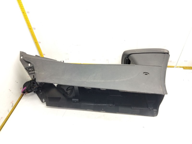 Recambio de apoyabrazos central para opel astra k sports tourer excellence referencia OEM IAM   