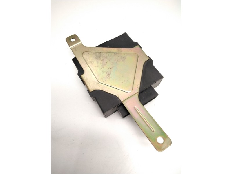 Recambio de caja precalentamiento para nissan terrano ii (r20) 2.7 td 4wd referencia OEM IAM 110691F100 UTD/1312 NAGARES