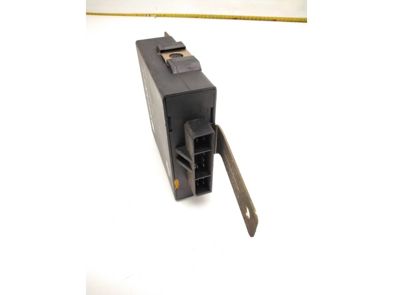 Recambio de caja precalentamiento para nissan terrano ii (r20) 2.7 td 4wd referencia OEM IAM 110691F100 UTD/1312 NAGARES