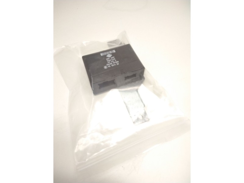 Recambio de centralita cierre para nissan terrano ii (r20) 2.7 tdi 4wd referencia OEM IAM 284507F000 05051130 LK