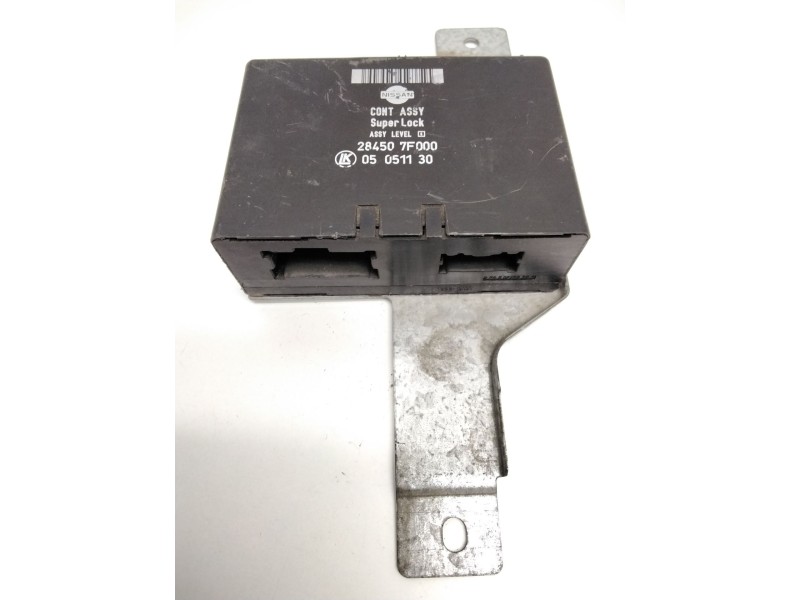 Recambio de centralita cierre para nissan terrano ii (r20) 2.7 tdi 4wd referencia OEM IAM 284507F000 05051130 LK