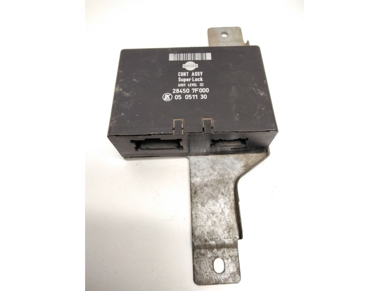 Recambio de centralita cierre para nissan terrano ii (r20) 2.7 tdi 4wd referencia OEM IAM 284507F000 05051130 LK